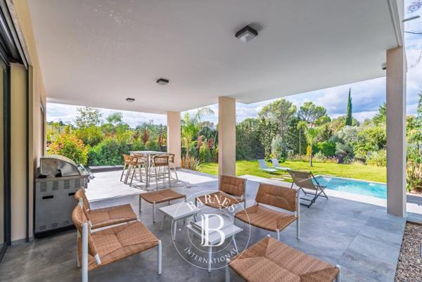 Valbonne, Villa 4 Chambres -  210 m² à vendre