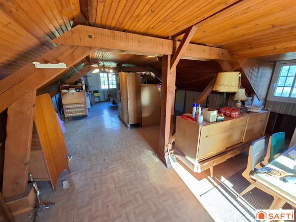 Maison années 80 sur 3 niveaux, 4 pièces, 2 chambres