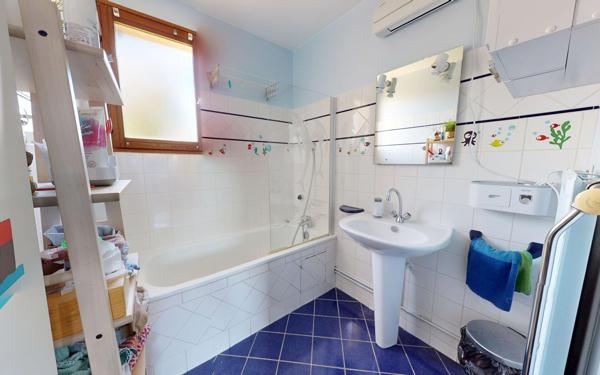 Maison à vendre    5 pièces • 114,26 m2 Vaulx-en-Velin