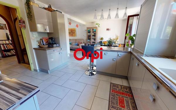 Maison à vendre    5 pièces • 114,26 m2 Vaulx-en-Velin