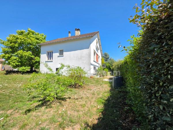 PROCHE CHU - EMAILLEURS JOLIE MAISON T5 SUR SOUS SOL COMPLET ET TERRAIN ARBORE DE 777 M²