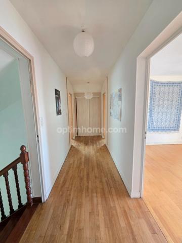 PROCHE CHU - EMAILLEURS JOLIE MAISON T5 SUR SOUS SOL COMPLET ET TERRAIN ARBORE DE 777 M²