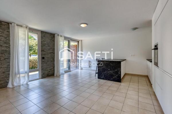 T3 à Meylan avec terrasse et place de stationnement en sous-sol