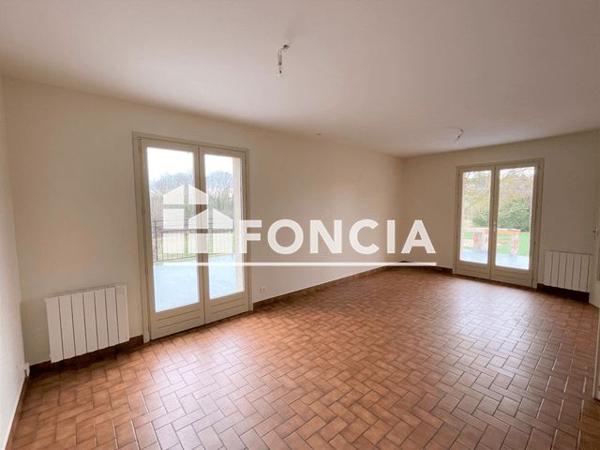 Location Maison 4 pièces 84.74 m² - 496 ROUTE DE CHANGY Ambierle 42820