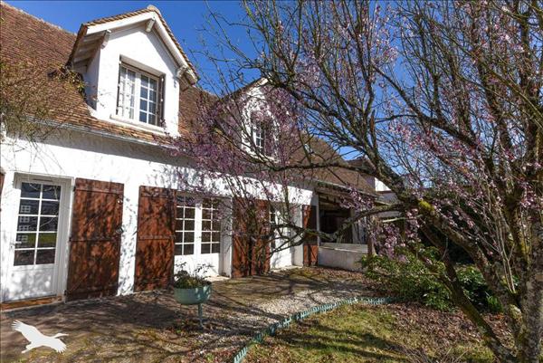 Maison à vendre |  Romorantin-Lanthenay |  5 pièces | 213 m²