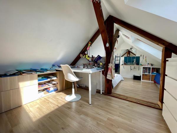 Une "Maison sous les toits" au pied du Jardin