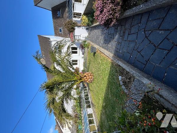 L'ÉTUDE DU DRAKKAR vous propose à la vente une charmante maison de ville dans un quartier calme.