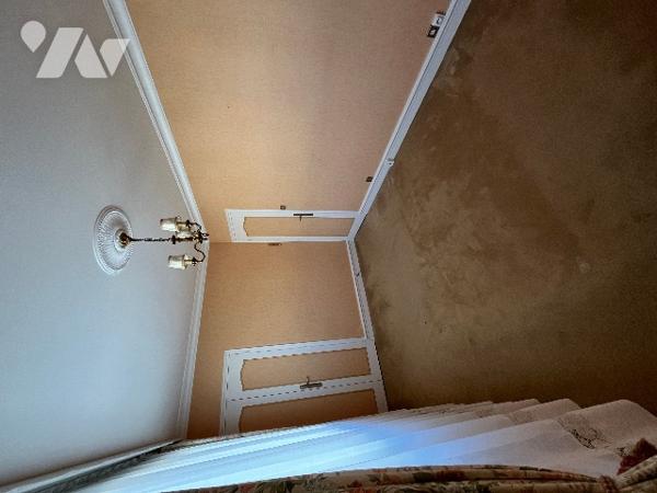 L'ÉTUDE DU DRAKKAR vous propose à la vente une charmante maison de ville dans un quartier calme.