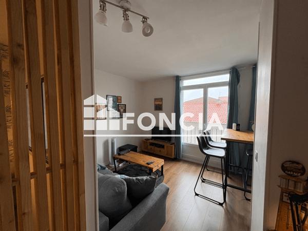 Location Studio meublé 27.94 m² - Pau 64000