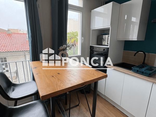Location Studio meublé 27.94 m² - Pau 64000