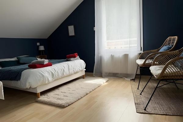 Maison rénovée dans un cadre idyllique (meublée)