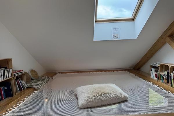 Maison rénovée dans un cadre idyllique (meublée)