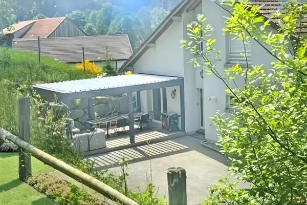 Maison rénovée dans un cadre idyllique (meublée)