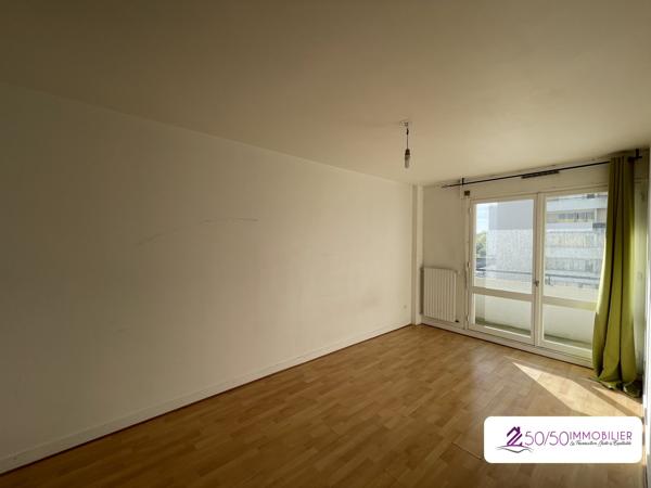Appartement lumineux avec balcon