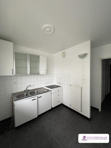 Appartement lumineux avec balcon