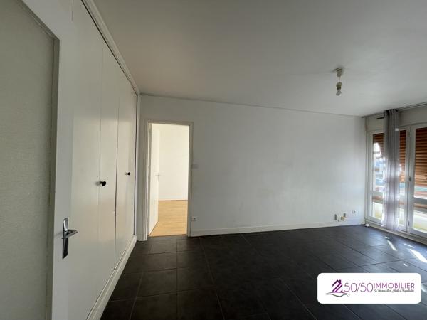 Appartement lumineux avec balcon