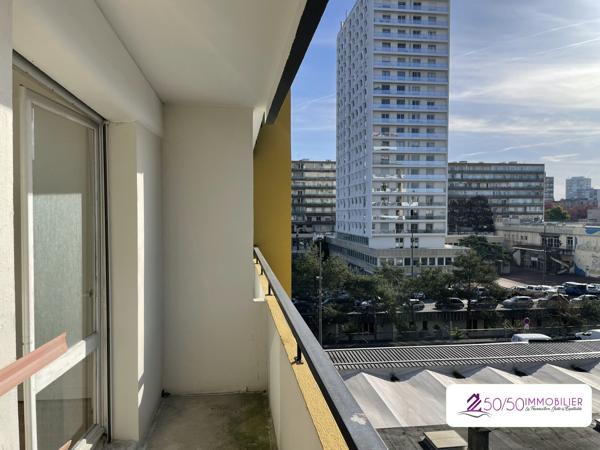 Appartement lumineux avec balcon