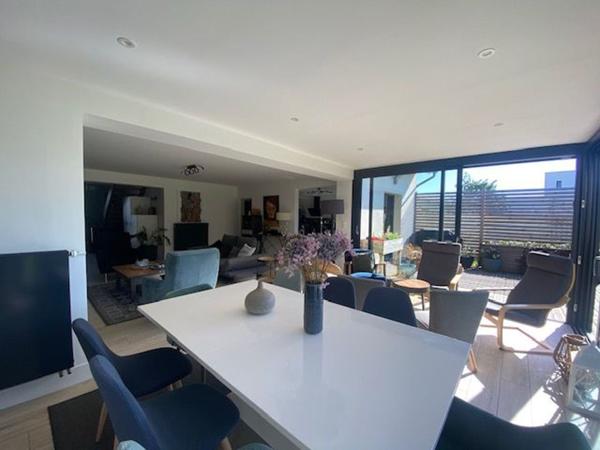 Maison Les Sables D Olonne 184 m² 5 chambres terrasse jardin 1000 m²