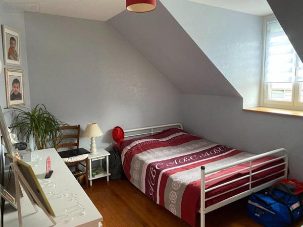 Maison à vendre à Guingamp dans les Côtes-d'Armor (22200), ref : 22064-1072