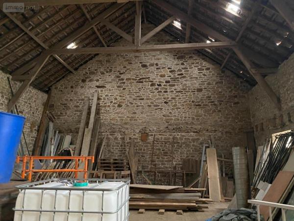 Maison à vendre à Guingamp dans les Côtes-d'Armor (22200), ref : 22064-1072