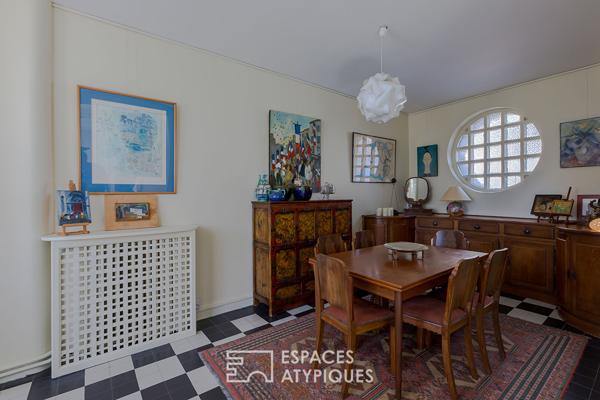 Townhouse from the 1930s in the « Art Deco » style