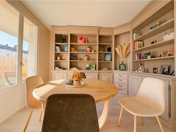 ANGERS : Appartement de 87 m² de type 5 avec 3 chambres, cave et grenier, secteur Strasbourg