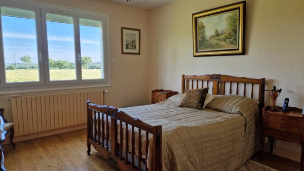 Maison 5 pièces - 130 m² Exclusivité efficity