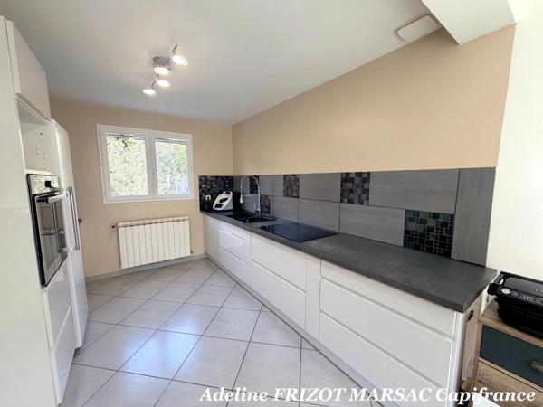 MAISON 112M2 - 3 CHAMBRES - 999m TERRAIN - GARAGE - PISCINE - DRESSING - DPE B