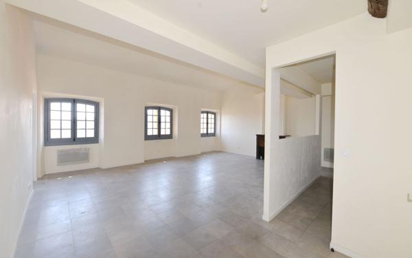 Appartement à vendre    2 pièces • 61,72 m2 Grasse