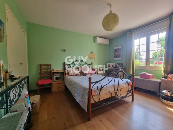 LE HEZO : Grande maison traditionnelle de 140 m² à vendre