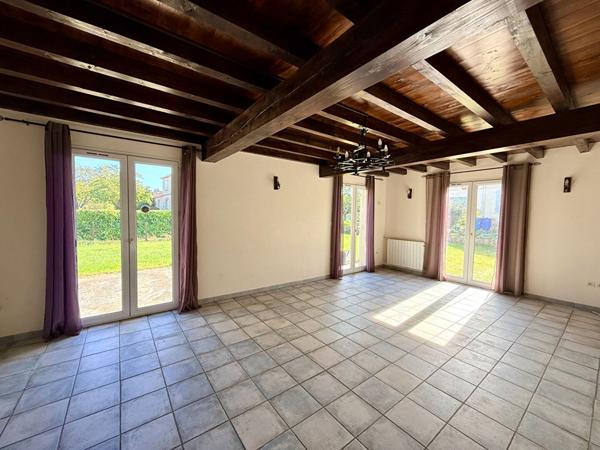 SAVERDUN : MAISON T5 A VENDRE AVEC JARDIN ET GARAGE