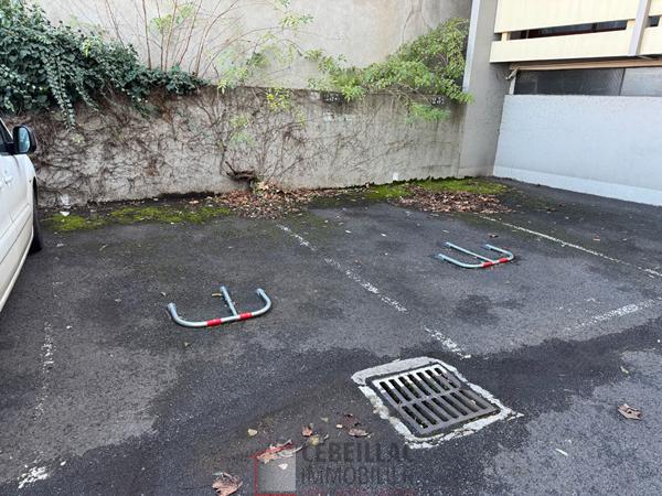Place de stationnement Parking