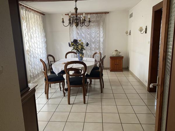 Maison familiale avec deux appartements Didenheim