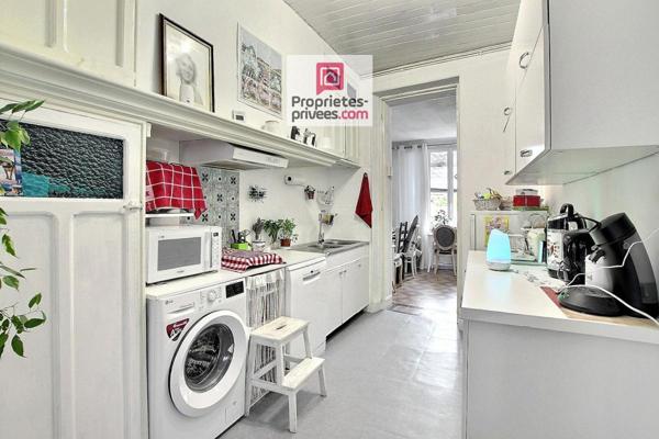 Maison de ville avec 3 appartements terrasses et garage