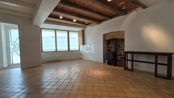 Maison de bourg familiale 175m² avec Garage- Saint Etienne de Montluc