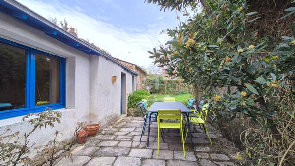 Maison de bourg familiale 175m² avec Garage- Saint Etienne de Montluc
