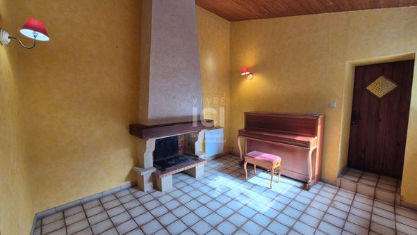 Maison de bourg familiale 175m² avec Garage- Saint Etienne de Montluc