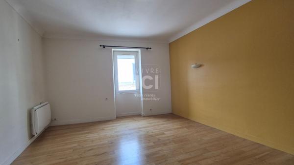Maison de bourg familiale 175m² avec Garage- Saint Etienne de Montluc