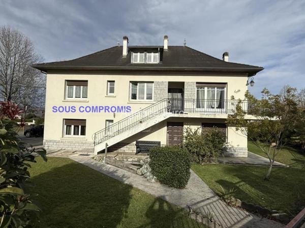 Maison - Oloron-sainte-marie - Réf.:205363 AU COEUR DU QUARTIER SAINTE-MARIE - BELLE MAISON FAMILIALE AVEC GARAGE ET JARDIN - PROCHE DE TOUTES COMMODITES *** SOUS COMPROMIS ***