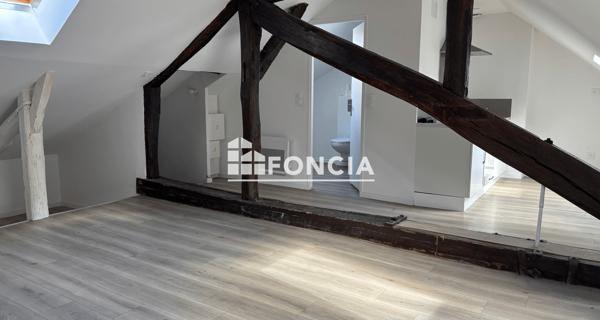 Location Studio 21.83 m² - Fontainebleau 77300