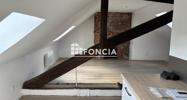 Location Studio 21.83 m² - Fontainebleau 77300