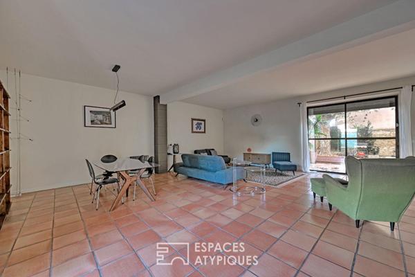 Mas à l’esprit artistique et bohème – 15 km de Nîmes