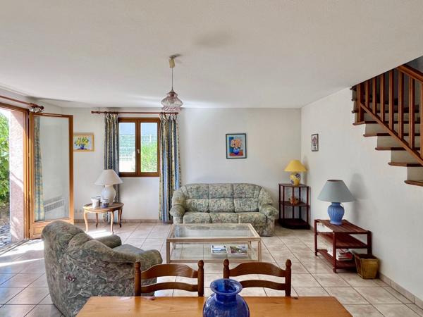 Fréjus (83600) SOUS OFFRE - EN EXCLUSIVITÉ – Maison individuelle T4 dans une résidence prisée à Fréjus - garage et jardin -