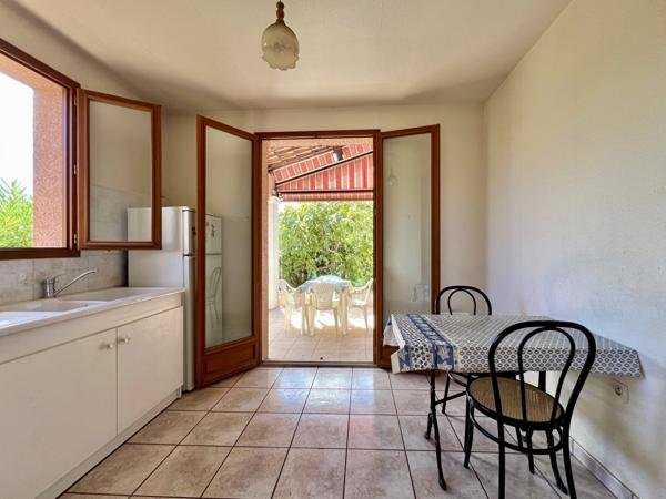 Fréjus (83600) SOUS OFFRE - EN EXCLUSIVITÉ – Maison individuelle T4 dans une résidence prisée à Fréjus - garage et jardin -