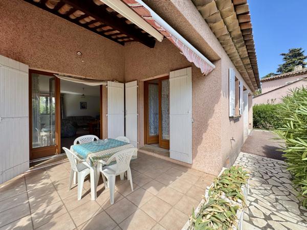 Fréjus (83600) SOUS OFFRE - EN EXCLUSIVITÉ – Maison individuelle T4 dans une résidence prisée à Fréjus - garage et jardin -