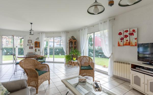 Maison à vendre    3 pièces •  Biscarrosse