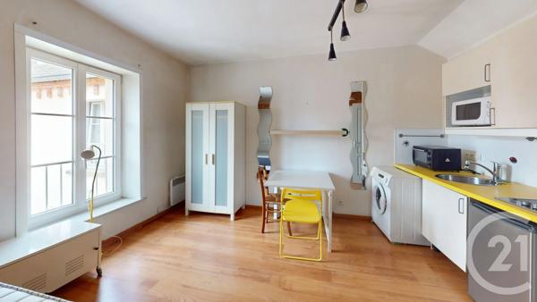 Appartement T2 à vendre  2 pièces - 27 m 2   DOLE  - 39