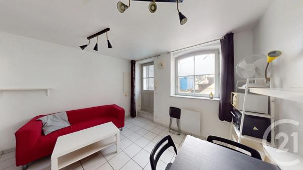 Appartement T2 à vendre  2 pièces - 27 m 2   DOLE  - 39
