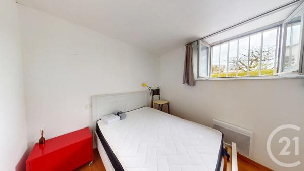 Appartement T2 à vendre  2 pièces - 27 m 2   DOLE  - 39