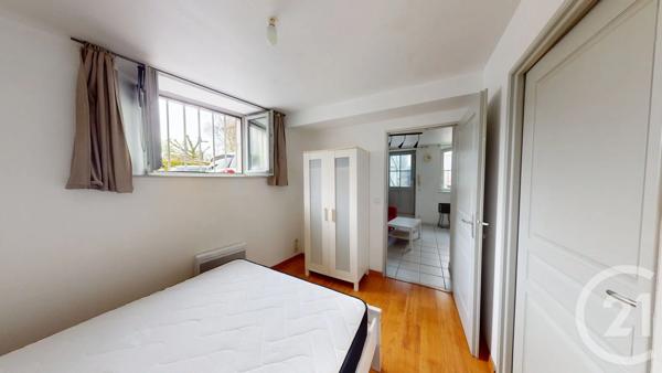 Appartement T2 à vendre  2 pièces - 27 m 2   DOLE  - 39